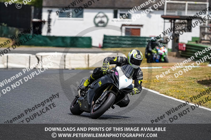 enduro digital images;event digital images;eventdigitalimages;mallory park;mallory park photographs;mallory park trackday;mallory park trackday photographs;no limits trackdays;peter wileman photography;racing digital images;trackday digital images;trackday photos